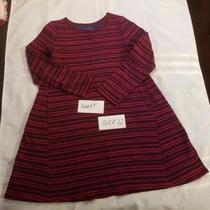 Garnet Hill girls size 12 striped dress has pockets